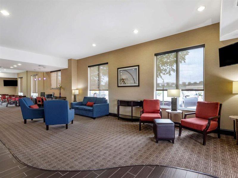Comfort Suites West Dallas - Cockrell Hill מראה חיצוני תמונה