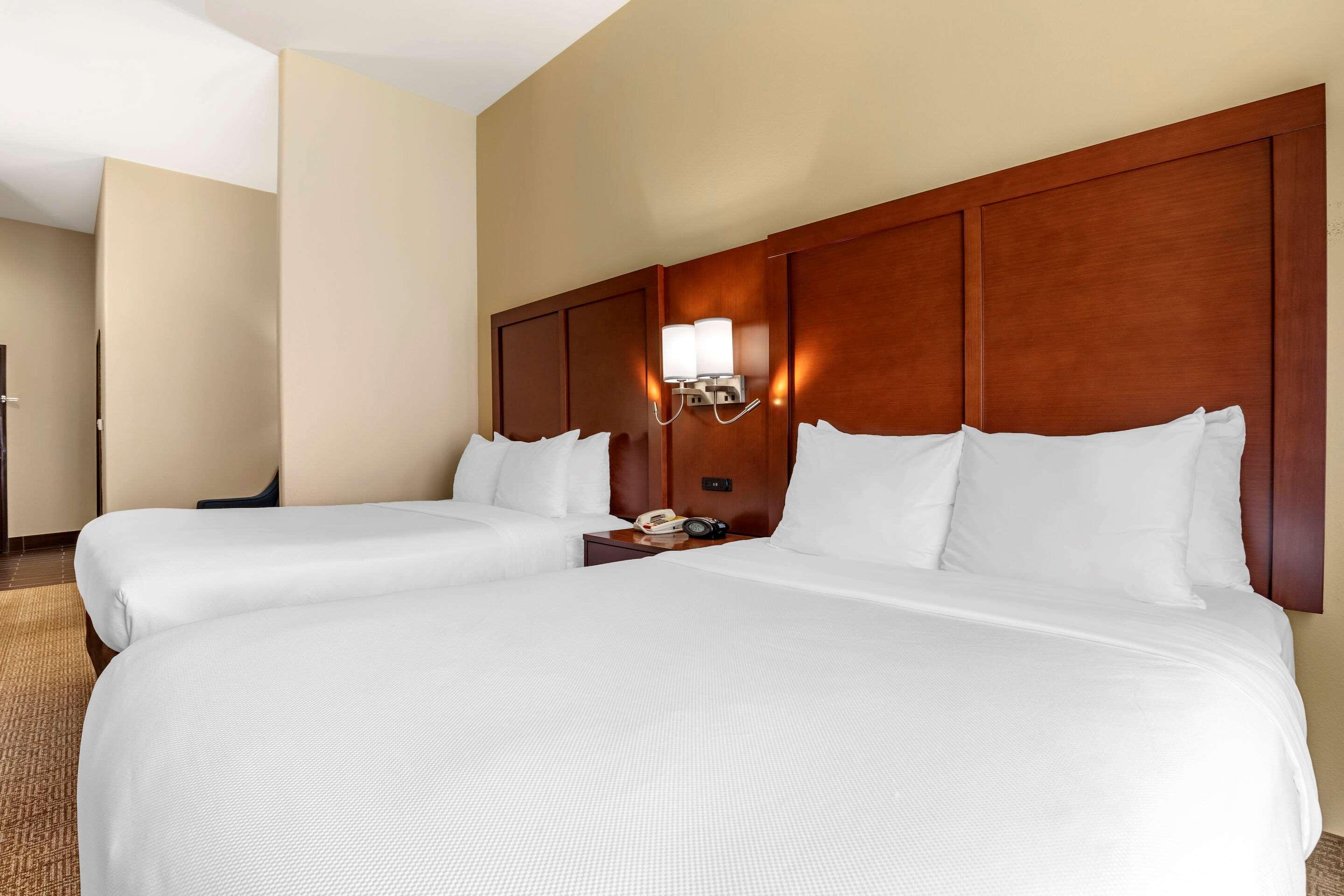 Comfort Suites West Dallas - Cockrell Hill מראה חיצוני תמונה