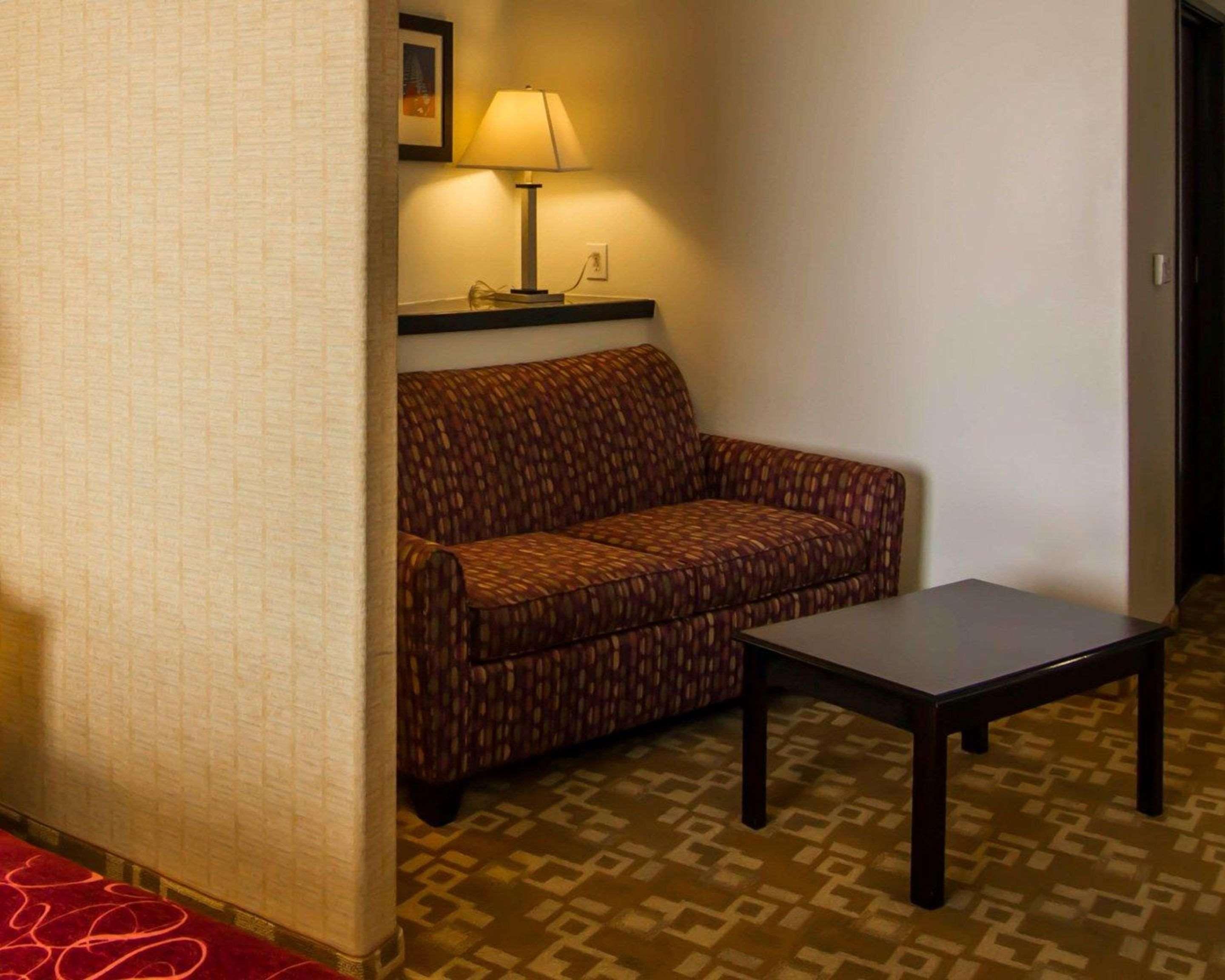 Comfort Suites West Dallas - Cockrell Hill מראה חיצוני תמונה