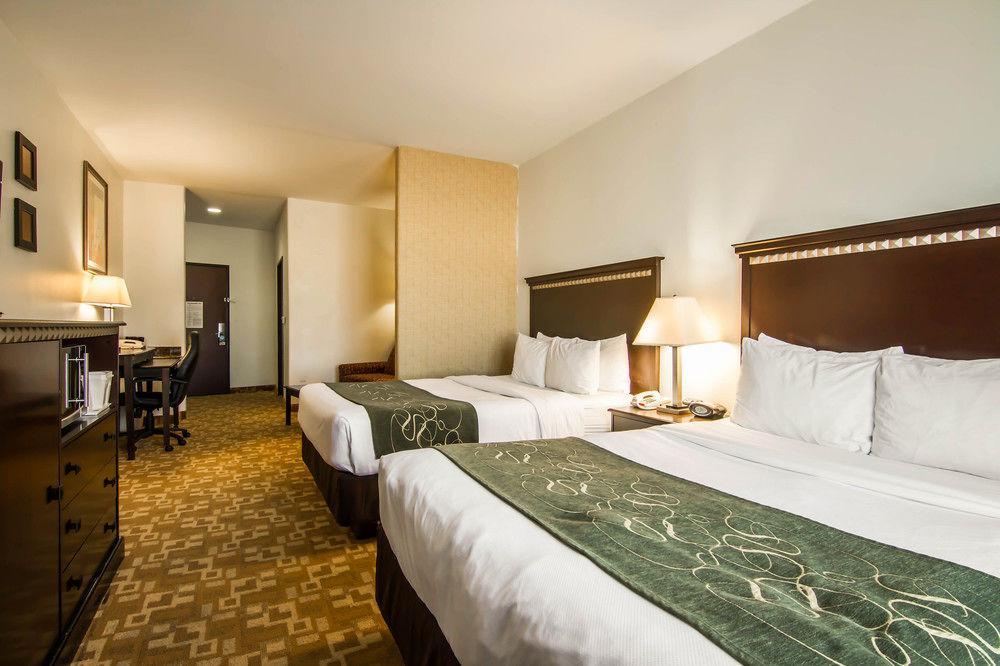 Comfort Suites West Dallas - Cockrell Hill מראה חיצוני תמונה