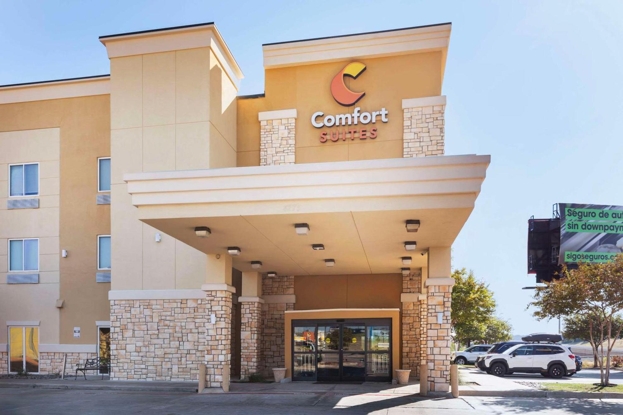 Comfort Suites West Dallas - Cockrell Hill מראה חיצוני תמונה
